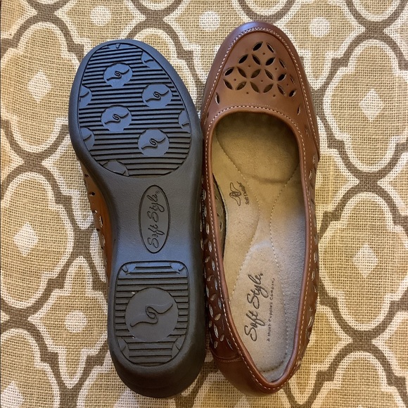 Soft Styles by Hushpuppies Shoes Soft Styles By Hush Puppies Size 8